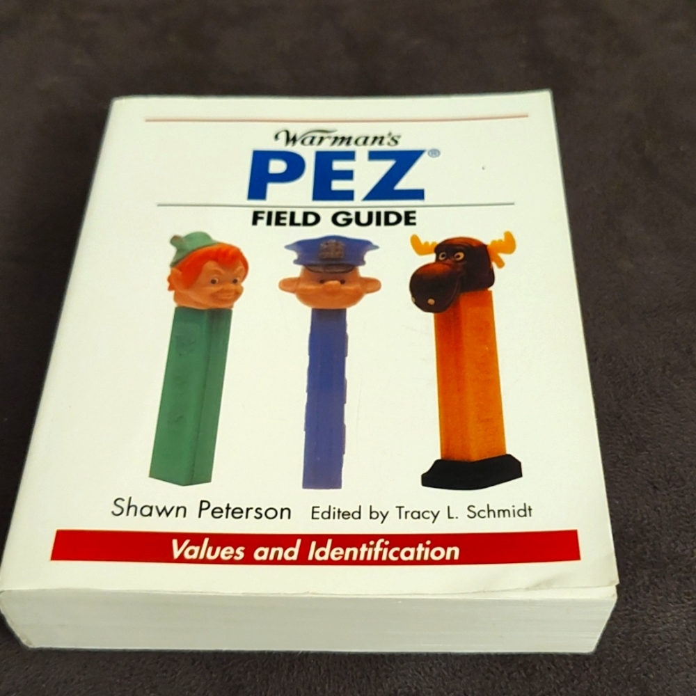 NEW Warman’s PEZ Field Guide Book, 2004